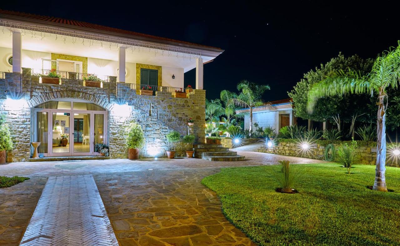 Cuore Del Cilento Relais&Retreat Castellabate Exterior photo